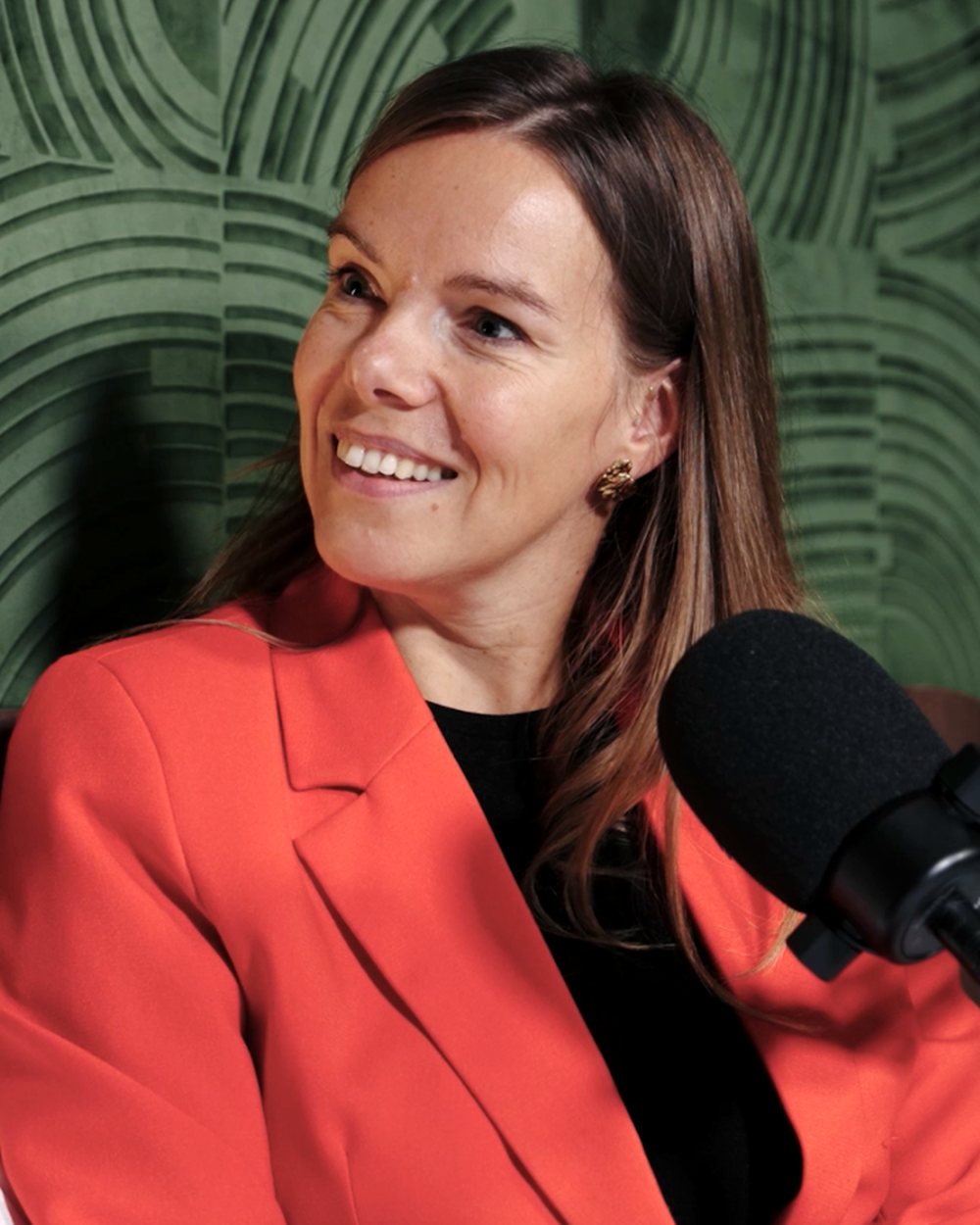 Laure De Winde, HR-manager van Van der Valk Hotel Gent, in de podcaststudio van CEX Stories