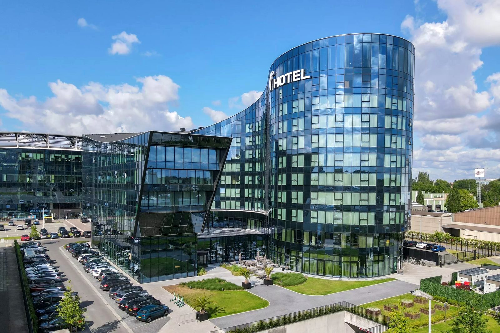 Van der Valk Hotel Gent aan de Akkerhage, naast de Ghelamco Arena